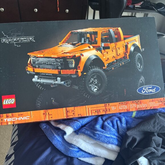 COPY - Lego Ford Raptor Brand New - Picture 1 of 1